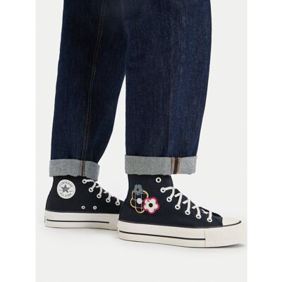 Sneakers aus Stoff Converse Chuck Taylor All Star Lift Platform Floral Patchwork A15534C Schwarz 42 female Sneakers aus Stoff Converse Chuck Taylor All Star Lift Platform Floral Patchwork A15534C Schwarz 42 female