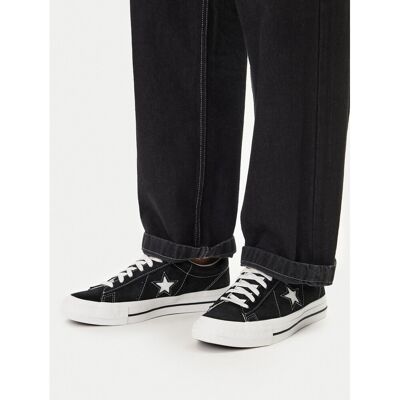 Sneakers aus Stoff Converse One Star 95 A14711C Schwarz 46 male Sneakers aus Stoff Converse One Star 95 A14711C Schwarz 46 male