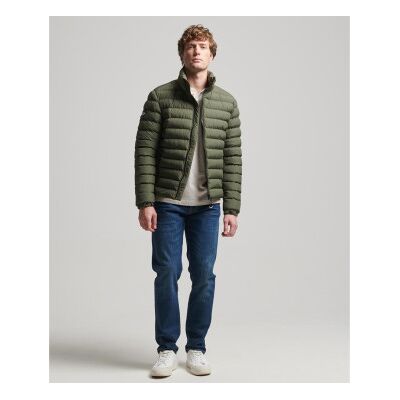 Superdry für Herren. M5011757A Fuji Steppjacke grün bedruckt (3XL), Lässig, Recyceltes Polyester, Nachhaltig Superdry für Herren. M5011757A Fuji Steppjacke grün bedruckt (3XL), Lässig, Recyceltes Polyester, Nachhaltig