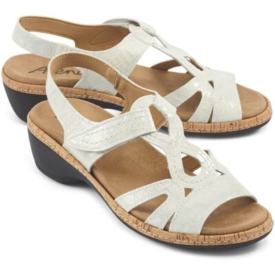 Avena City-Sandale Keilabsatz - Weiß - female - Size: 39 Avena City-Sandale Keilabsatz - Weiß - female - Size: 39