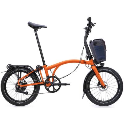 Brompton G Line Electric City+ - 20 Zoll 345Wh 4K Faltrad - Adventure Orange M Brompton G Line Electric City+ - 20 Zoll 345Wh 4K Faltrad - Adventure Orange M