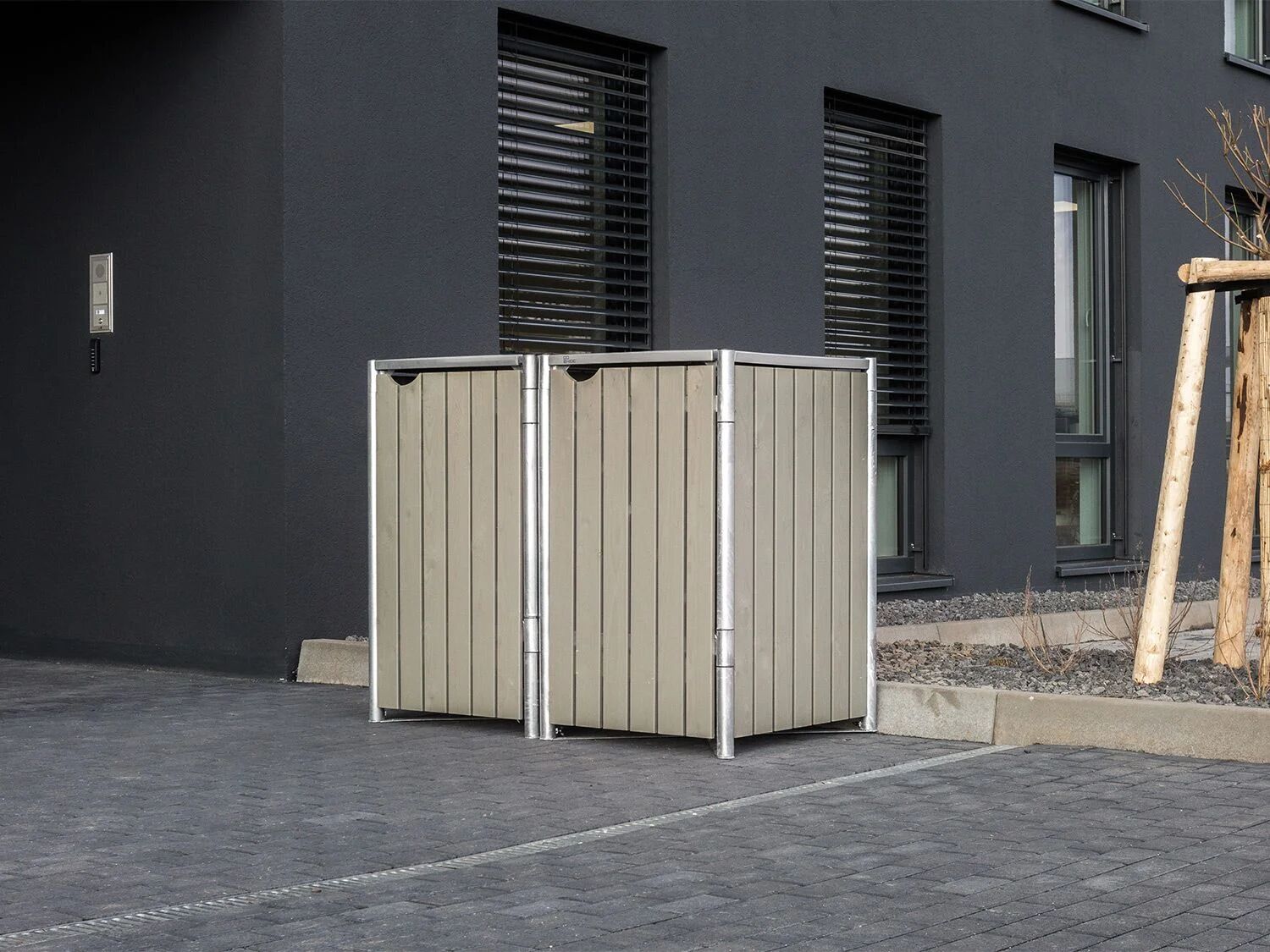 HIDE Dänemark Mülltonnenbox, für Mülltonnen bis 240 Liter, Holz, mit Tür und Klappdeckel