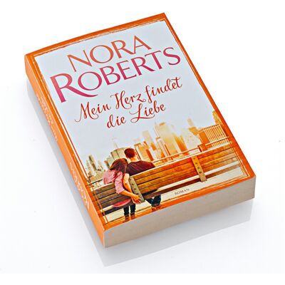3Pagen Nora Roberts - Doppelband "Mein Herz findet die Liebe" 3Pagen Nora Roberts - Doppelband "Mein Herz findet die Liebe"