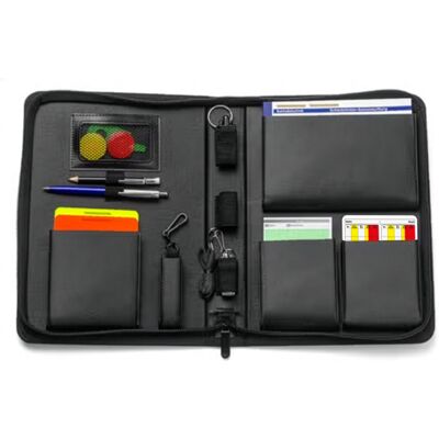 Hergestellt für: Trainingsunterlagen24 GmbH T-PRO Schiri-Set (16-teilig) - Fußball Hergestellt für: Trainingsunterlagen24 GmbH T-PRO Schiri-Set (16-teilig) - Fußball