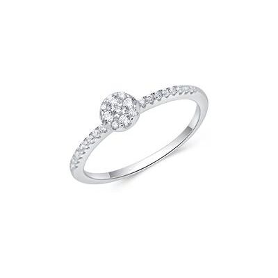 Unique Klassischer 925er silber Ring mit Zirkonia Unique Klassischer 925er silber Ring mit Zirkonia