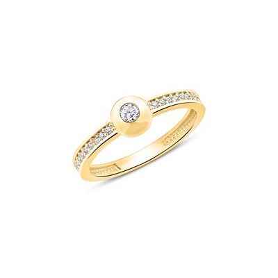 Unique Ring aus 375er Gold mit Zirkonia Unique Ring aus 375er Gold mit Zirkonia