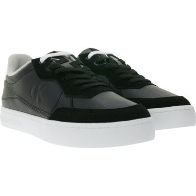 Calvin Klein Sneaker modische Echtleder-Schuhe mit Logo auf den Außenseiten elegante Turn-Schuhe YM0YM01153 0GM Schwarz - männlich - Size: 40 Calvin Klein Sneaker modische Echtleder-Schuhe mit Logo auf den Außenseiten elegante Turn-Schuhe YM0YM01153 0GM Schwarz - männlich - Size: 40