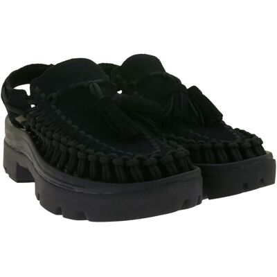 Moderne KEEN UNEEK PLT Tassel Unisex Leder Plateau-Sandalen – Stylische Freizeitsandalen mit innovativem Zwei-Kordel-Design 1030336 Schwarz - neutral - Size: 42 Moderne KEEN UNEEK PLT Tassel Unisex Leder Plateau-Sandalen – Stylische Freizeitsandalen mit innovativem Zwei-Kordel-Design 1030336 Schwarz - neutral - Size: 42
