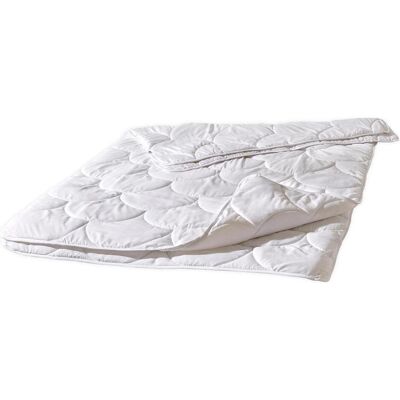 Traumschlaf - Basic Vierjahresdecke - 155x220 cm - Duvet Traumschlaf - Basic Vierjahresdecke - 155x220 cm - Duvet