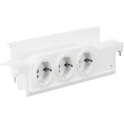Hager VZ00UP 3-fach Steckdose - Schutzklasse II Hager VZ00UP 3-fach Steckdose - Schutzklasse II
