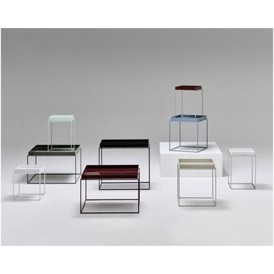 HAY, Couchtisch + Beistelltisch, - Tray Table - Medium - 40x40x44 cm - Warm Beige (40 x 40 x 44 cm) HAY, Couchtisch + Beistelltisch, - Tray Table - Medium - 40x40x44 cm - Warm Beige (40 x 40 x 44 cm)