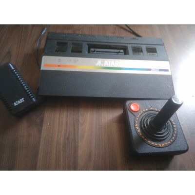 Atari 2600 Konsole Schwarz Atari 2600 Konsole Schwarz