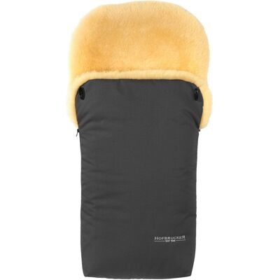 Hofbrucker Fußsack Kinderwagen Lammfell "Putzi" grau Maße 90 x 34 x 10 cm Hofbrucker Fußsack Kinderwagen Lammfell "Putzi" grau Maße 90 x 34 x 10 cm