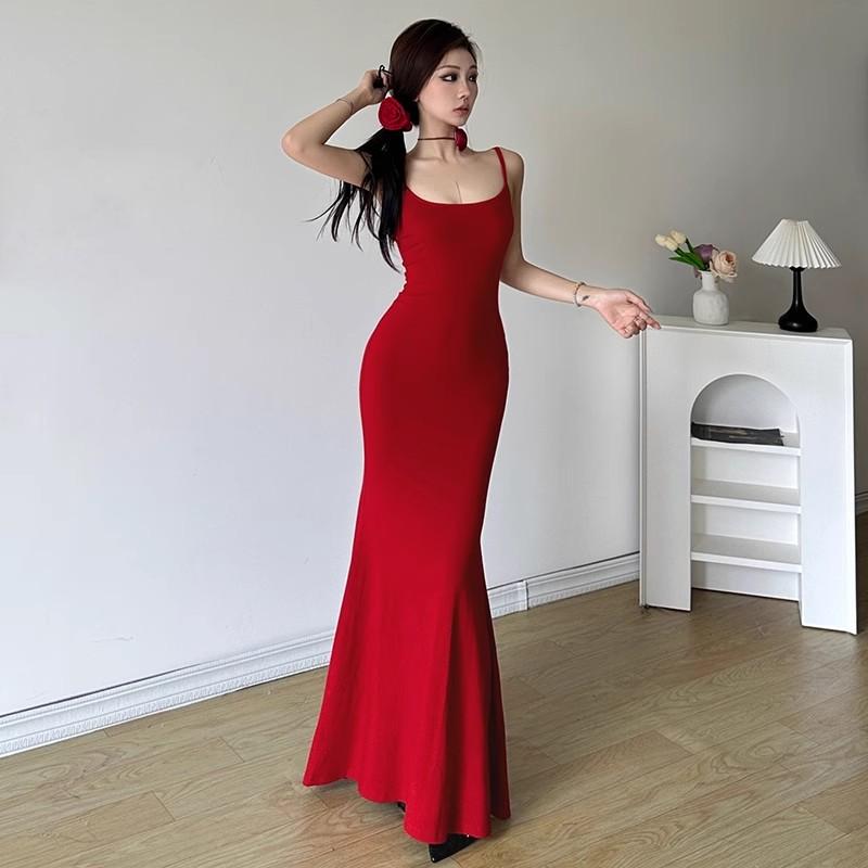 Zhanjie Ladies Clothing Schwarz Rot Maxi Kleid Frauen Elegante Hot Girl Hohl Schmetterling Retro Hosenträger Ärmelloses Kleid Weibliche Taille Sexy Mädchen Langes Kleid