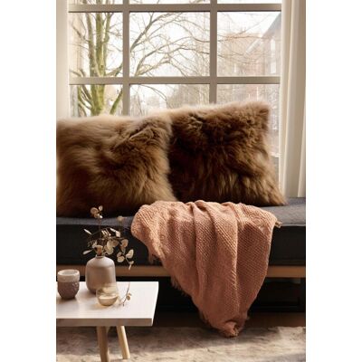 Hollert Lammfellkissen Merino Grizzly Braun mit Inlett Hollert Lammfellkissen Merino Grizzly Braun mit Inlett