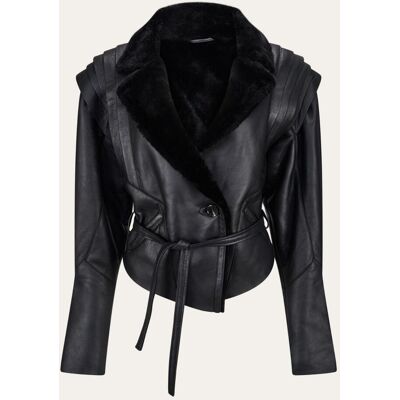 Hollert Shearling Lammfelljacke – Edler Contemporary Stil mit figurbetonter Form Größe: S female Hollert Shearling Lammfelljacke – Edler Contemporary Stil mit figurbetonter Form Größe: S female