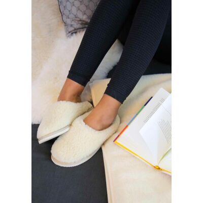 Hollert Hausschuhe Pantoffeln aus Merinowolle - DOLLY Schuhgröße: EUR 37 female Hollert Hausschuhe Pantoffeln aus Merinowolle - DOLLY Schuhgröße: EUR 37 female
