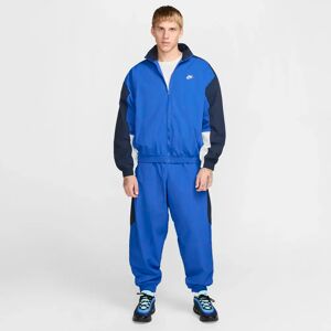 Nike Oversized Trainingsanzug - Sportlicher Style Nike Oversized Trainingsanzug - Sportlicher Style