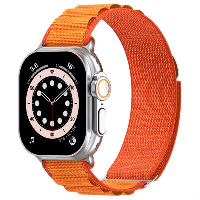 Accezz Nylon Alpine bandje voor de Apple Watch 44/45/46/49 mm - Oranje Accezz Nylon Alpine bandje voor de Apple Watch 44/45/46/49 mm - Oranje