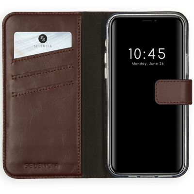 Selencia Echtleder Klapphülle für das Apple iPhone 12 (Pro) - Braun Selencia Echtleder Klapphülle für das Apple iPhone 12 (Pro) - Braun