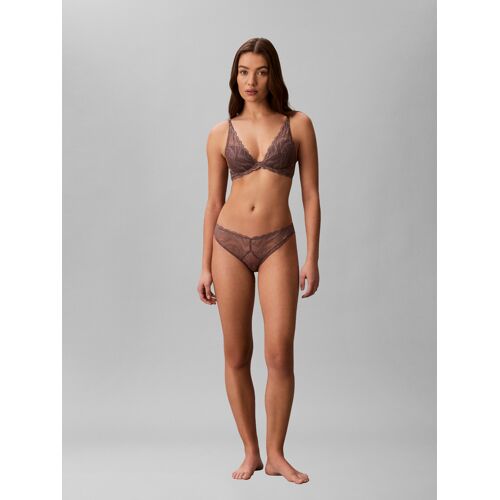 LIGHTLY LINED PLUNGE female