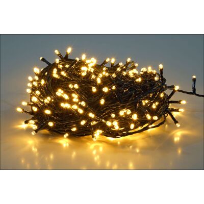 SPETEBO Led Weihnachts Lichterkette Warm Weiß - 20 M / 200 Led - Garten Deko Beleuchtung Mit Netzstecker Strom Betrieben Für Den Außenbereich SPETEBO Led Weihnachts Lichterkette Warm Weiß - 20 M / 200 Led - Garten Deko Beleuchtung Mit Netzstecker Strom Betrieben Für Den Außenbereich