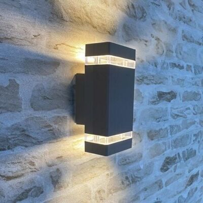 ARUM LIGHTING Luis Außenwandlampe - Doppelstrahl IP54 ARUM LIGHTING Luis Außenwandlampe - Doppelstrahl IP54