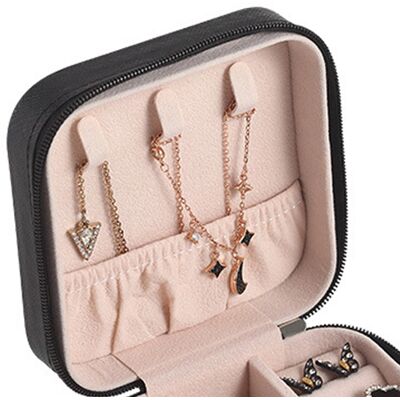 AUCO Tragbare Schmuckaufbewahrungsbox, Ringbox, Ohrringbox, Halskettenbox, Schwarzes Etui 10 X 10 X 5 Cm, Ideal Für Accessoires Und Zur Organisation AUCO Tragbare Schmuckaufbewahrungsbox, Ringbox, Ohrringbox, Halskettenbox, Schwarzes Etui 10 X 10 X 5 Cm, Ideal Für Accessoires Und Zur Organisation