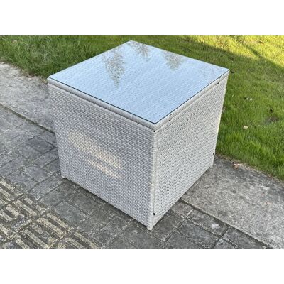 Fimous - Rattan Cube Side Table - One Size Fimous - Rattan Cube Side Table - One Size