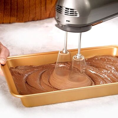 HEAT Brownie-backform, Antihaftbeschichtete Backform Mit Integrierter Reibe, Backutensil Aus Metall HEAT Brownie-backform, Antihaftbeschichtete Backform Mit Integrierter Reibe, Backutensil Aus Metall