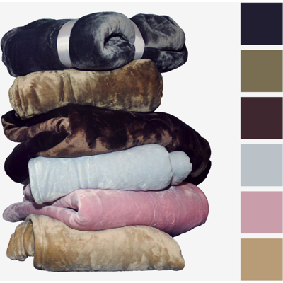 MIASUITE Winter Plaid - Allergiefreundlicher Samteffekt - 130x160 cm MIASUITE Winter Plaid - Allergiefreundlicher Samteffekt - 130x160 cm