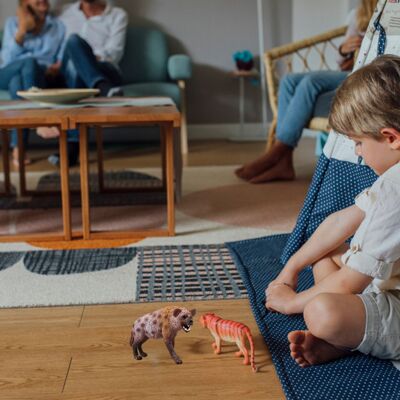 JUTE Kinderdekoration, Die Eine Hyäne Darstellt, Ein Simuliertes Wildtier (wie Auf Dem Bild Gezeigt). JUTE Kinderdekoration, Die Eine Hyäne Darstellt, Ein Simuliertes Wildtier (wie Auf Dem Bild Gezeigt).