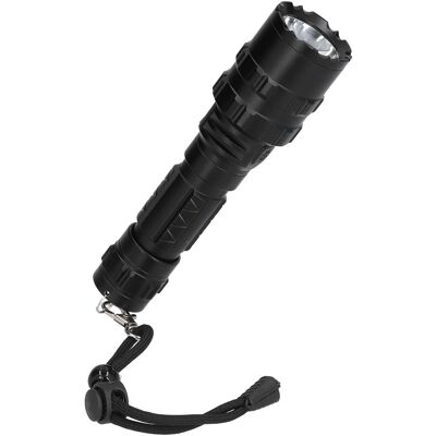 HEAT Wiederaufladbare Led-taschenlampe Mit 5 Leuchtmodi Und Hoher Leuchtkraft (1200 Lm). HEAT Wiederaufladbare Led-taschenlampe Mit 5 Leuchtmodi Und Hoher Leuchtkraft (1200 Lm).