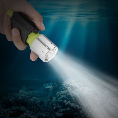 HEAT Tragbare, Wasserdichte Taschenlampe Mit 3 Helligkeitsstufen Zum Tauchen, Schwimmen, Wandern, Campen, Jagen Und Angeln HEAT Tragbare, Wasserdichte Taschenlampe Mit 3 Helligkeitsstufen Zum Tauchen, Schwimmen, Wandern, Campen, Jagen Und Angeln