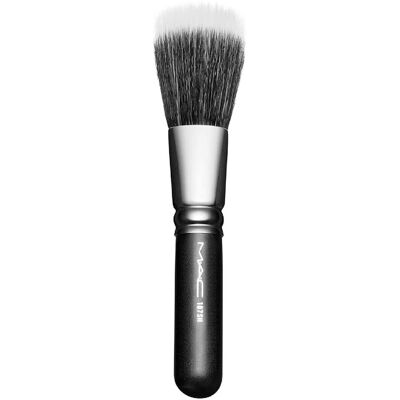 MAC 187SH Stippling Face Brush MAC 187SH Stippling Face Brush