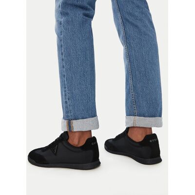 Guess Sneakers FMTDAS SUE12 Schwarz 44 male Guess Sneakers FMTDAS SUE12 Schwarz 44 male
