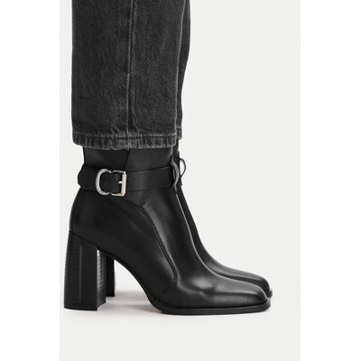 Badura Stiefeletten EO-VIV-1 Schwarz 40 female Badura Stiefeletten EO-VIV-1 Schwarz 40 female