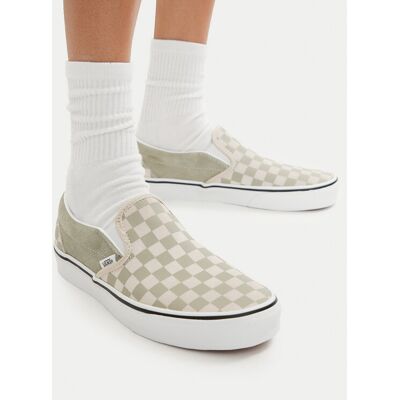 Vans Sneakers aus Stoff Classic Slip-On VN000D6YFSG1 Grün 36 female Vans Sneakers aus Stoff Classic Slip-On VN000D6YFSG1 Grün 36 female