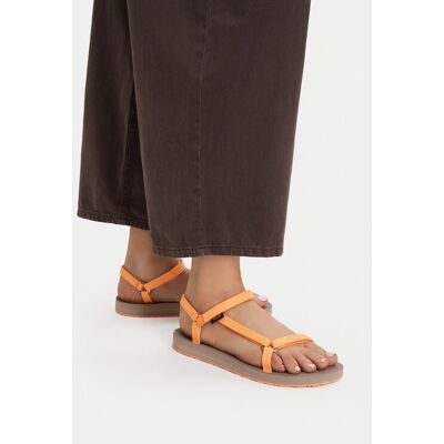 Teva Sandalen Original Universal Slim 1150110 Orange 38 female Teva Sandalen Original Universal Slim 1150110 Orange 38 female
