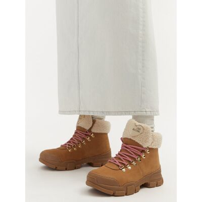LOVE MOSCHINO Schnürstiefeletten JA15484G0LIPA20A Braun 35 female LOVE MOSCHINO Schnürstiefeletten JA15484G0LIPA20A Braun 35 female