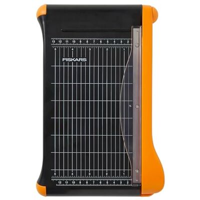Fiskars Recycelter Bypass-Schneidemaschine – 22,9 cm Schnittlänge – Bastelpapier, Karton und Fotoschneider – geeignet für Reisen – selbstschärfende Klinge Fiskars Recycelter Bypass-Schneidemaschine – 22,9 cm Schnittlänge – Bastelpapier, Karton und Fotoschneider – geeignet für Reisen – selbstschärfende Klinge