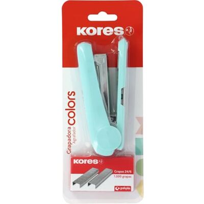 Kores Büroheftgerät, Modell Colors + 1.000 Heftklammern 24/6, Farbe Blau, Größe 12,5 x 5,5 x 3 cm, Kapazität 20 Blatt Papier à 80 g, kompatibel mit Heftklammern 26/6, Schul- und professionelles Kores Büroheftgerät, Modell Colors + 1.000 Heftklammern 24/6, Farbe Blau, Größe 12,5 x 5,5 x 3 cm, Kapazität 20 Blatt Papier à 80 g, kompatibel mit Heftklammern 26/6, Schul- und professionelles
