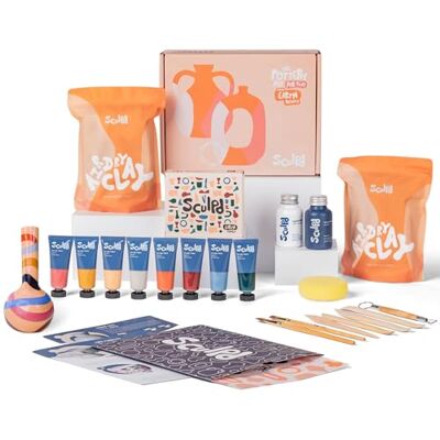Sculpd – Das originale Töpfer-Set, Komplettes lufttrocknendes Ton-Set für Erwachsene, inklusive Modellierwerkzeugen, Lack, Pinseln, Anleitungen sowie Kunst & Bastelset, Glanzlack mit Erdtönen Sculpd – Das originale Töpfer-Set, Komplettes lufttrocknendes Ton-Set für Erwachsene, inklusive Modellierwerkzeugen, Lack, Pinseln, Anleitungen sowie Kunst & Bastelset, Glanzlack mit Erdtönen