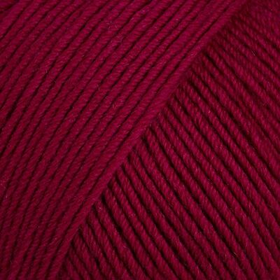 Lang Yarns Merino 150 Superwash 0162 kirschrot Lang Yarns Merino 150 Superwash 0162 kirschrot