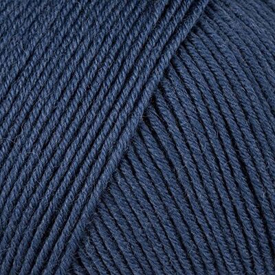 Lang Yarns Merino 150 Superwash 0034 jeans Lang Yarns Merino 150 Superwash 0034 jeans