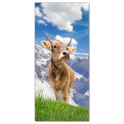 Wallario Selbstklebende Türtapete Kuh im Sonnenschein in den Alpen Türposter 93 x 205 cm Abwischbar, rückstandsfrei zu entfernen Wallario Selbstklebende Türtapete Kuh im Sonnenschein in den Alpen Türposter 93 x 205 cm Abwischbar, rückstandsfrei zu entfernen