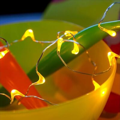 hellum LED Lichterkette Batterie, innen, 20 gelbe LED, 2er Set Lichterkette Batterie (2xAA nicht inkl) mit gelben Tauperlen, 0,95m beleuchtet, für Geburtstag, Geschenk, DIY 570731 hellum LED Lichterkette Batterie, innen, 20 gelbe LED, 2er Set Lichterkette Batterie (2xAA nicht inkl) mit gelben Tauperlen, 0,95m beleuchtet, für Geburtstag, Geschenk, DIY 570731