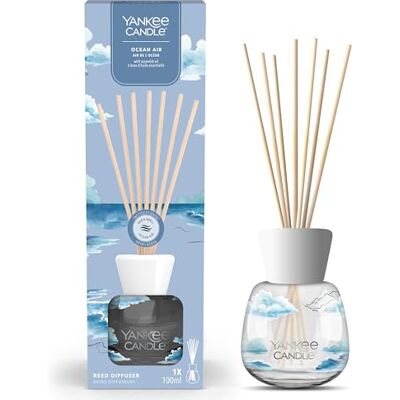 Yankee Candle Signature Diffusor mit Rattanstäbchen Ocean Air 100ml bis zu 10 Wochen Duft Recycelbare Verpackung Perfekte Geschenke für Frauen Yankee Candle Signature Diffusor mit Rattanstäbchen Ocean Air 100ml bis zu 10 Wochen Duft Recycelbare Verpackung Perfekte Geschenke für Frauen