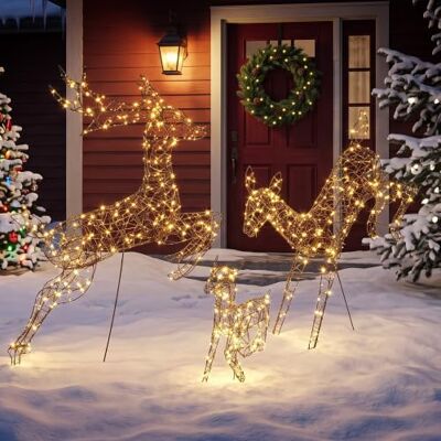 Outsunny 3 Teiliges LED Rentier Familie mit 200 Warmweißen Lichtern, 8 Modi Beleuchtete Weihnachtsdeko, Weihnachtsfigur, aus Kunstrattan, , Tages-Timer, Weihnachtsbeleuchtung für Innen und Außen Outsunny 3 Teiliges LED Rentier Familie mit 200 Warmweißen Lichtern, 8 Modi Beleuchtete Weihnachtsdeko, Weihnachtsfigur, aus Kunstrattan, , Tages-Timer, Weihnachtsbeleuchtung für Innen und Außen