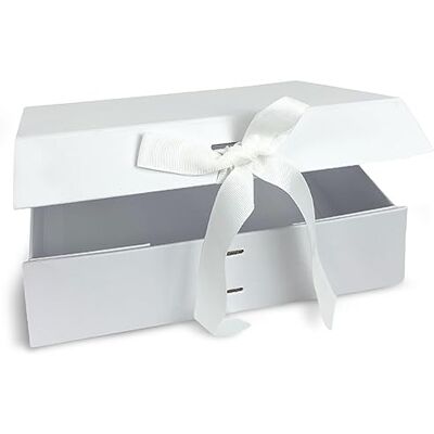 Verpackungswelt Geschenk-Box mit Deckel 23 x 17 x 7 cm (10er Pack) Geschenk-Karton mit Magnet-Verschluss & edler Schleife Perfekt für Geburtstag, Hochzeit, Geburt Geschenk-Verpackung in Weiß Verpackungswelt Geschenk-Box mit Deckel 23 x 17 x 7 cm (10er Pack) Geschenk-Karton mit Magnet-Verschluss & edler Schleife Perfekt für Geburtstag, Hochzeit, Geburt Geschenk-Verpackung in Weiß